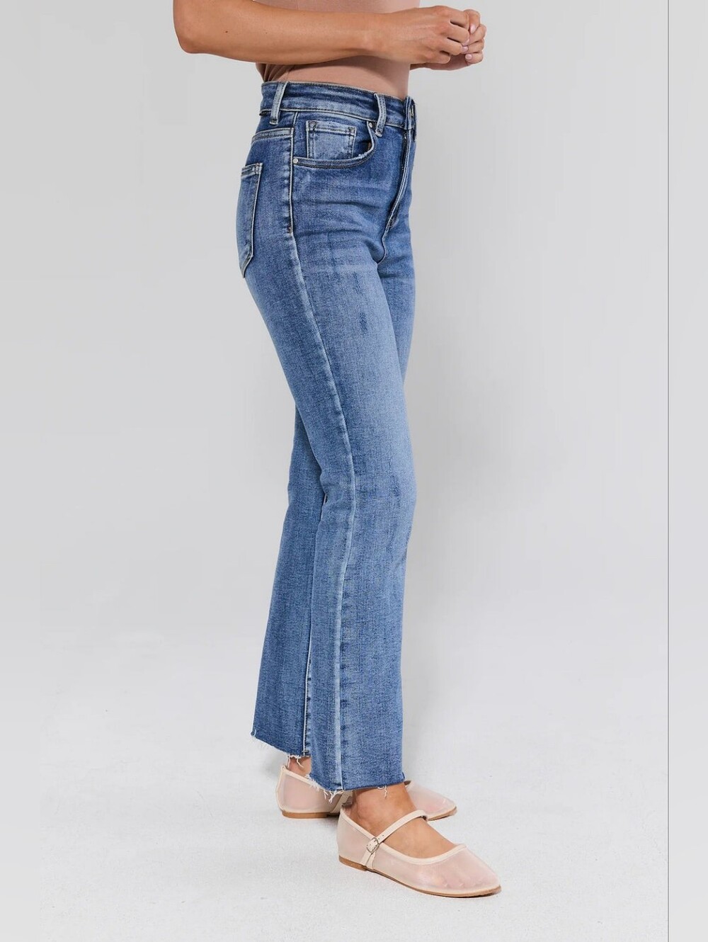 Risen Jeans Aliyah Light Wash Kick Flare Jeans 11/30